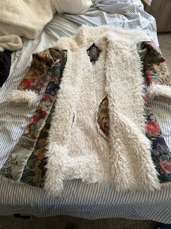 Johnny Was Multicolor Floral Suede Patchwork Coat with Cream Teddy Trim - Picture 7 of 7